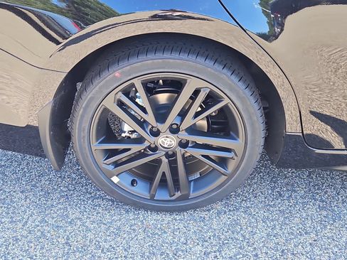 New 2026 Toyota Camry Hybrid AWD/4WD image 5