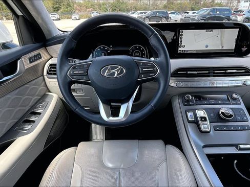 Used 2021 Hyundai Palisade Calligraphy image 6