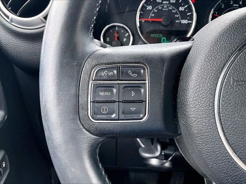 Used 2014 Jeep Wrangler Unlimited Sahara w/ Connectivity Group image 11