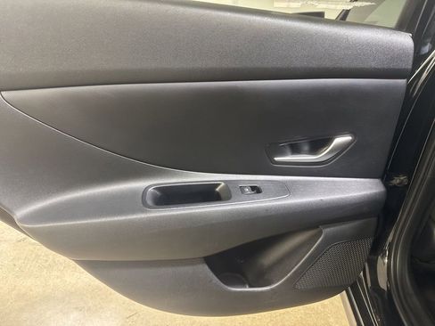 Used 2023 Hyundai Elantra SEL FWD image 19