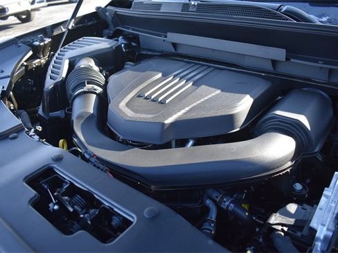 New 2026 Chevrolet Traverse RS image 38