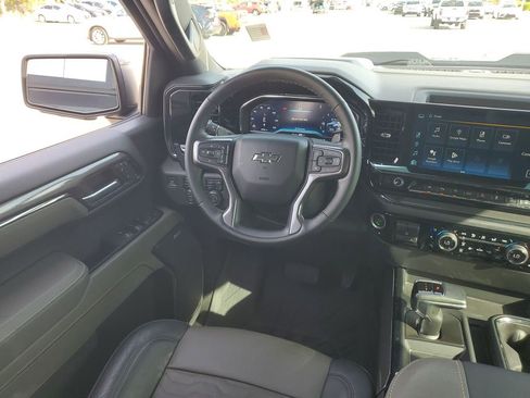 Used 2024 Chevrolet Silverado 1500 ZR2 w/ Technology Package image 15