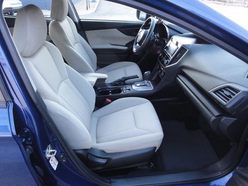 Used 2017 Subaru Impreza 2.0i Premium image 27