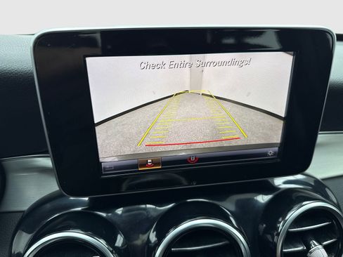 Used 2018 Mercedes-Benz C 300 Sedan image 28