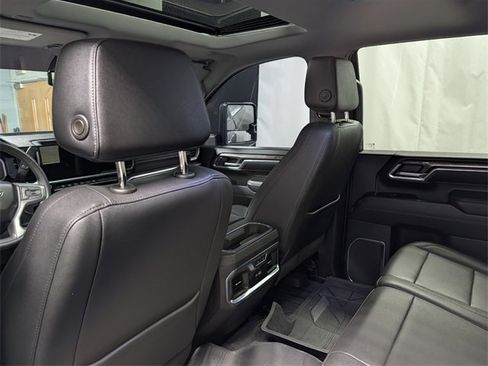 Used 2024 Chevrolet Silverado 3500 LTZ w/ LTZ Plus Package image 17