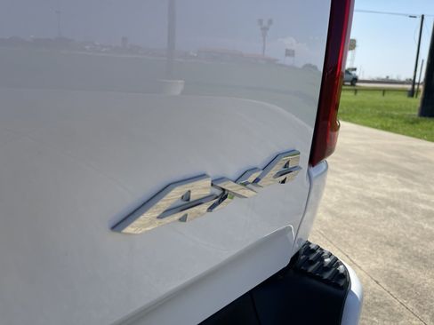 Used 2025 RAM 1500 Laramie w/ Laramie Southwest Edition image 14