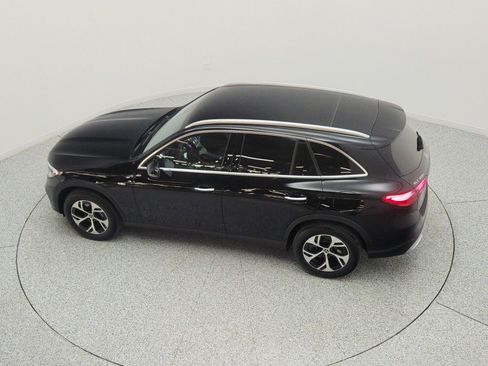 Used 2025 Mercedes-Benz GLC 350e 4MATIC image 29