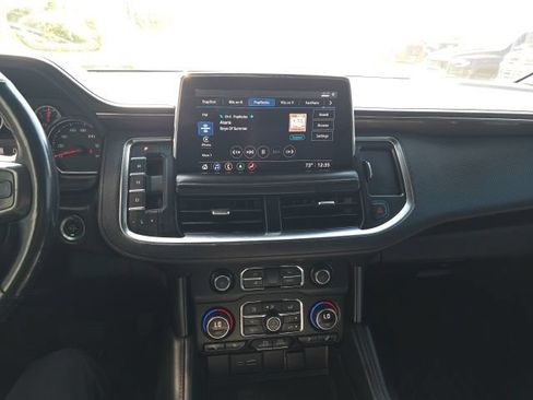 Used 2021 Chevrolet Tahoe RST w/ Luxury Package AWD/4WD image 17