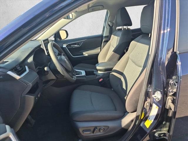 Certified 2025 Toyota RAV4 XLE FWD image 10