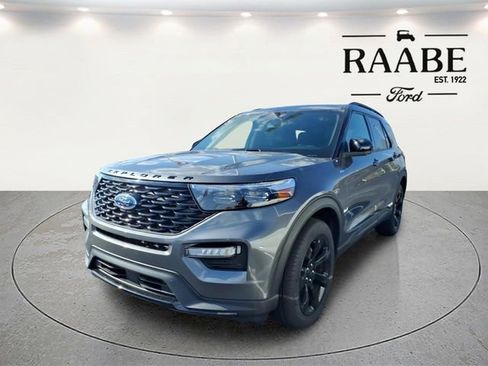 Used 2023 Ford Explorer ST-Line image 1