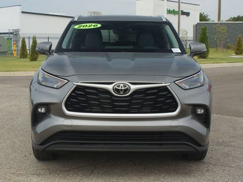 Certified 2026 Toyota Highlander XLE AWD/4WD image 28