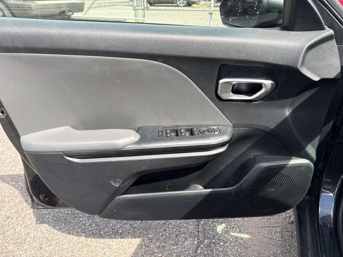 Certified 2025 Kia K4 FWD image 20