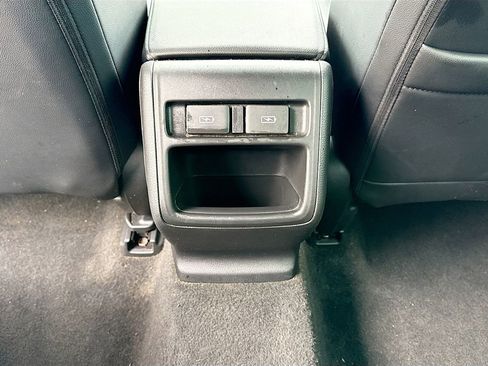 Used 2022 Honda Accord Sport image 24