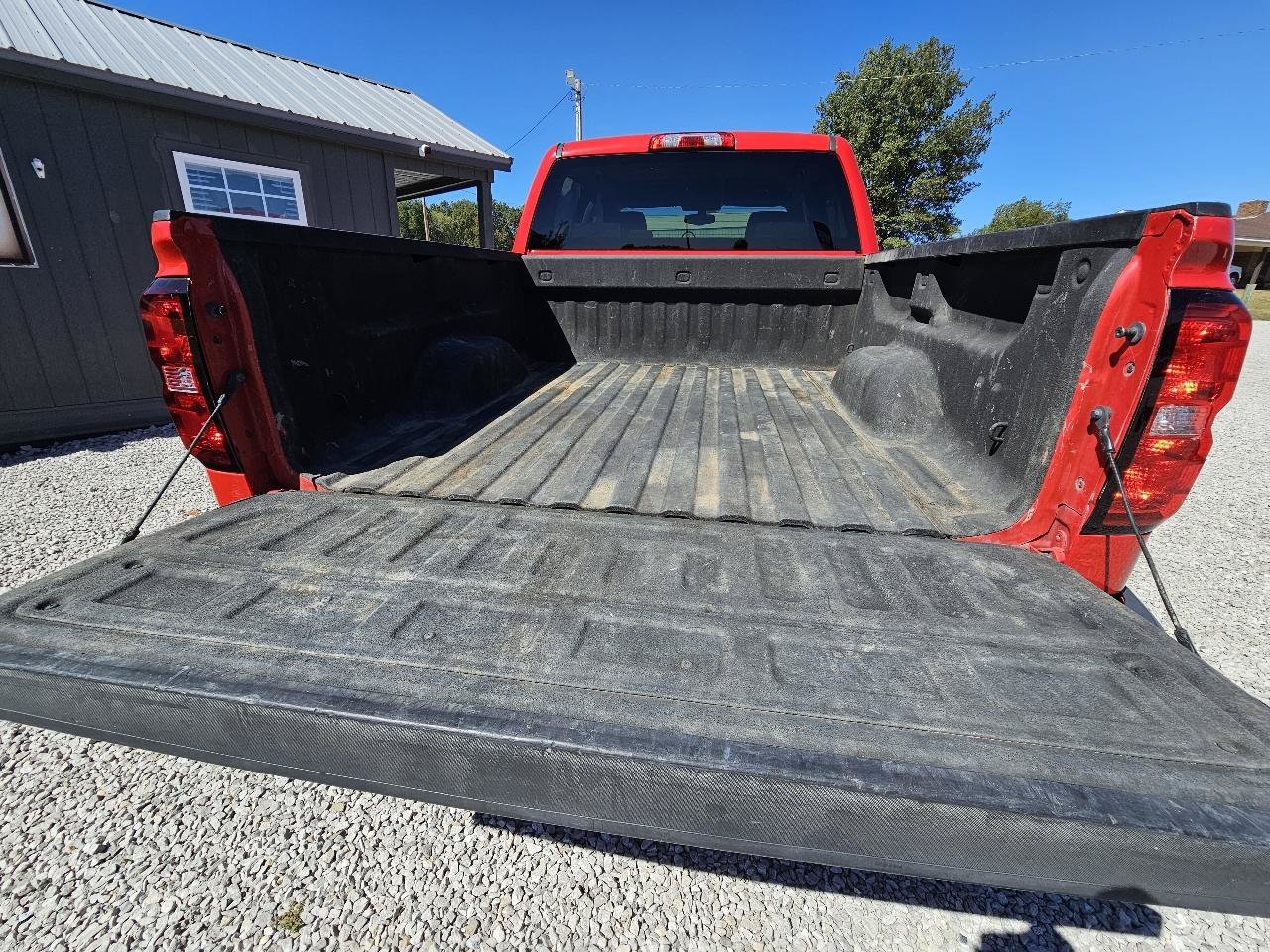Used 2018 Chevrolet Silverado 1500 LT w/ Texas Edition AWD/4WD image 27