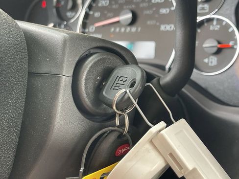 New 2025 GMC Savana 2500 w/ Driver Convenience Package image 17