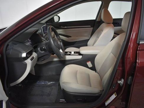 Certified 2023 Nissan Altima 2.5 SV image 11