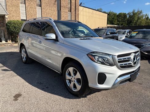 Used 2017 Mercedes-Benz GLS 450 4MATIC image 3