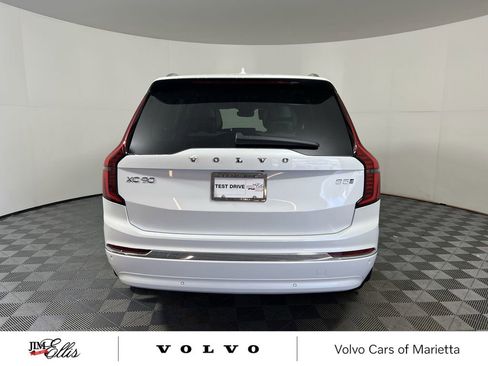 New 2025 Volvo XC90 B5 Core w/ Climate Package image 7