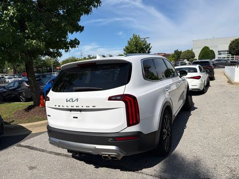 Used 2022 Kia Telluride SX w/ SX Prestige Package AWD/4WD image 10
