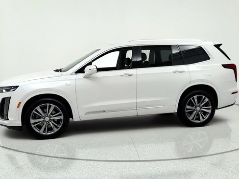 Used 2024 Cadillac XT6 Premium Luxury w/ LPO, Floor Liner Package AWD/4WD image 2
