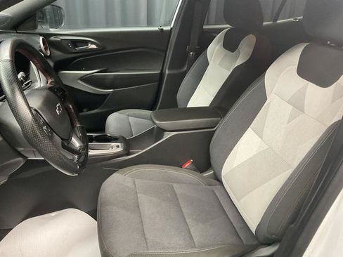 Used 2024 Chevrolet Trax RS w/ Driver Confidence Package FWD image 12