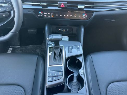 New 2026 Kia Sportage EX image 25