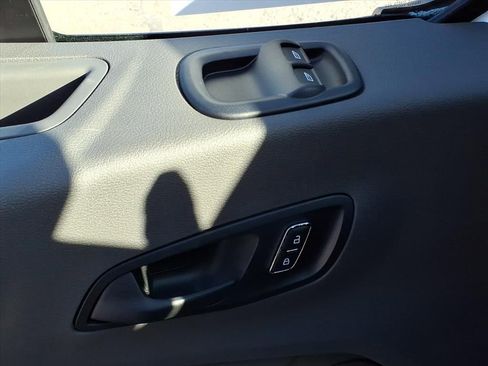 New 2026 Ford Transit 250 Low Roof image 24