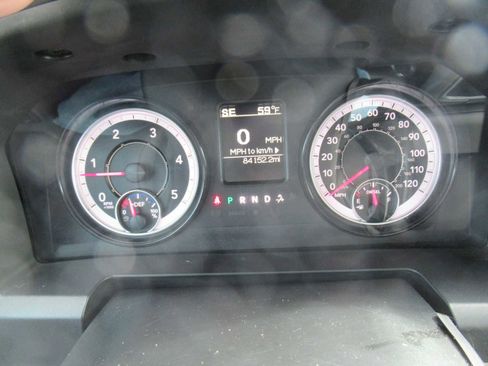 Used 2018 RAM 3500 Big Horn image 30