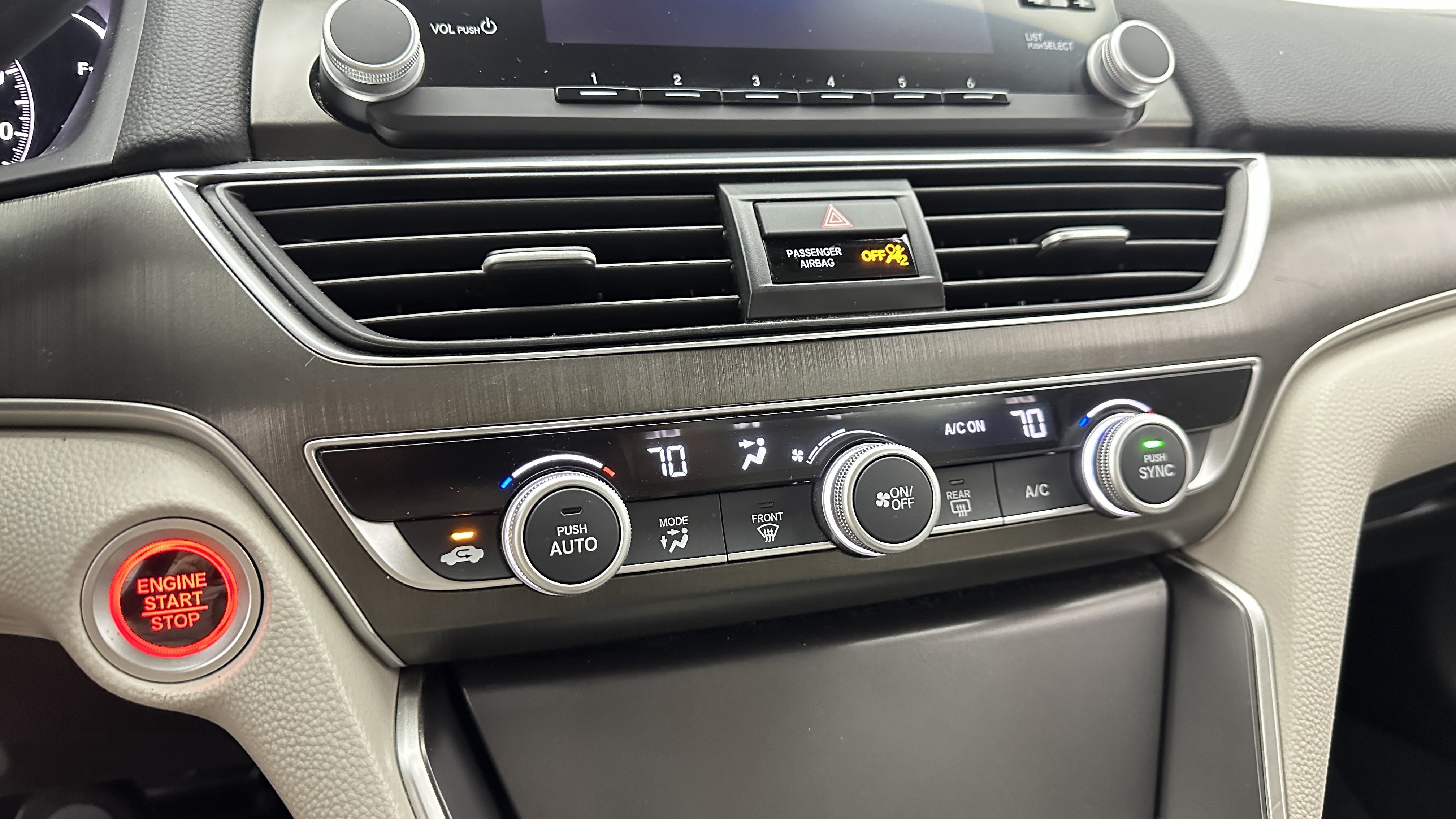 Used 2018 Honda Accord LX image 14