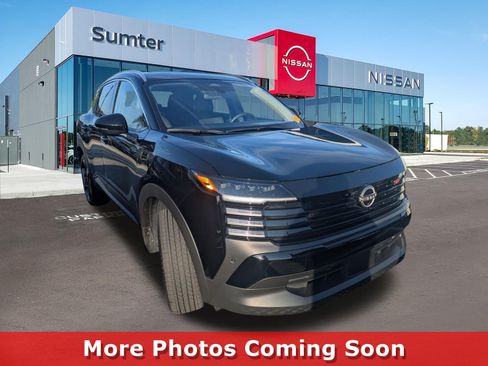 Used 2025 Nissan Kicks SR w/ SR Premium Package FWD image 1