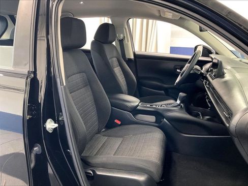 Used 2023 Honda HR-V LX image 11