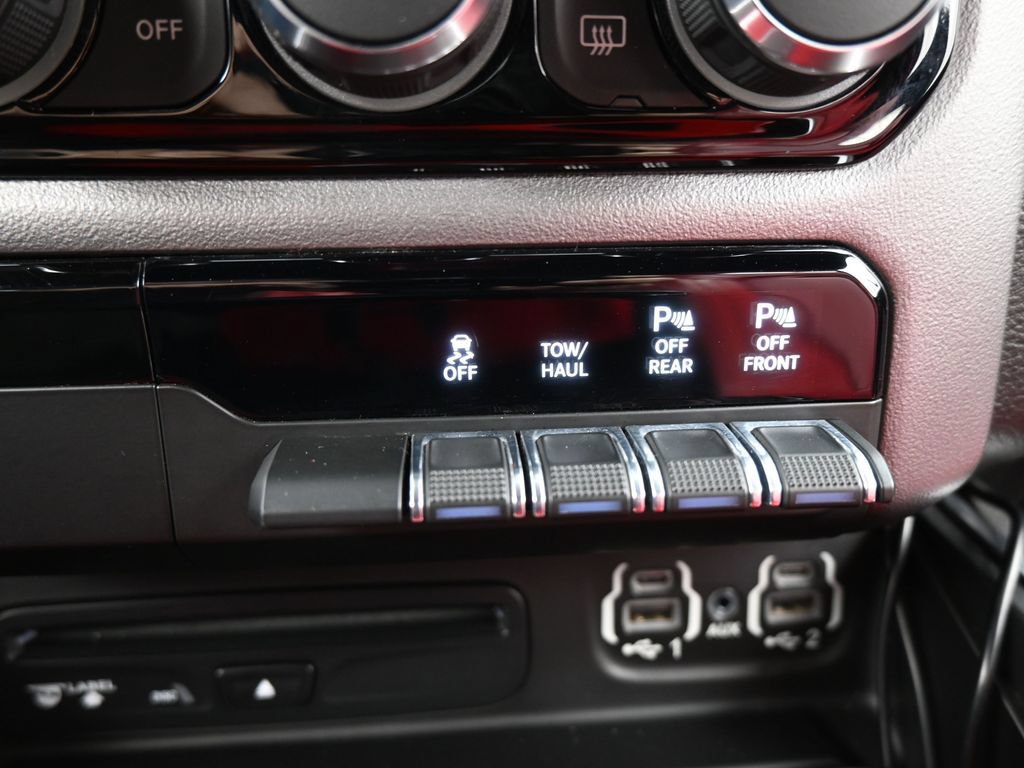 Used 2019 RAM 1500 Big Horn RWD image 27