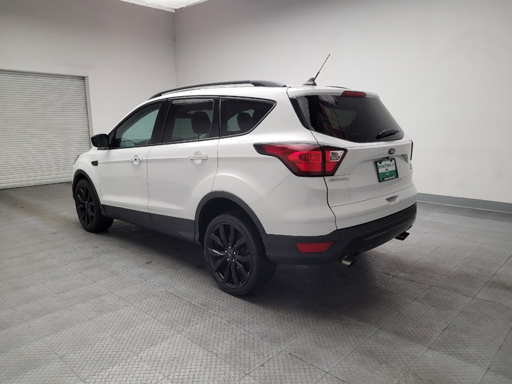 Used 2019 Ford Escape SE FWD image 5