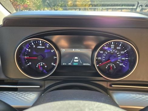 Used 2024 Kia Carnival LX image 26