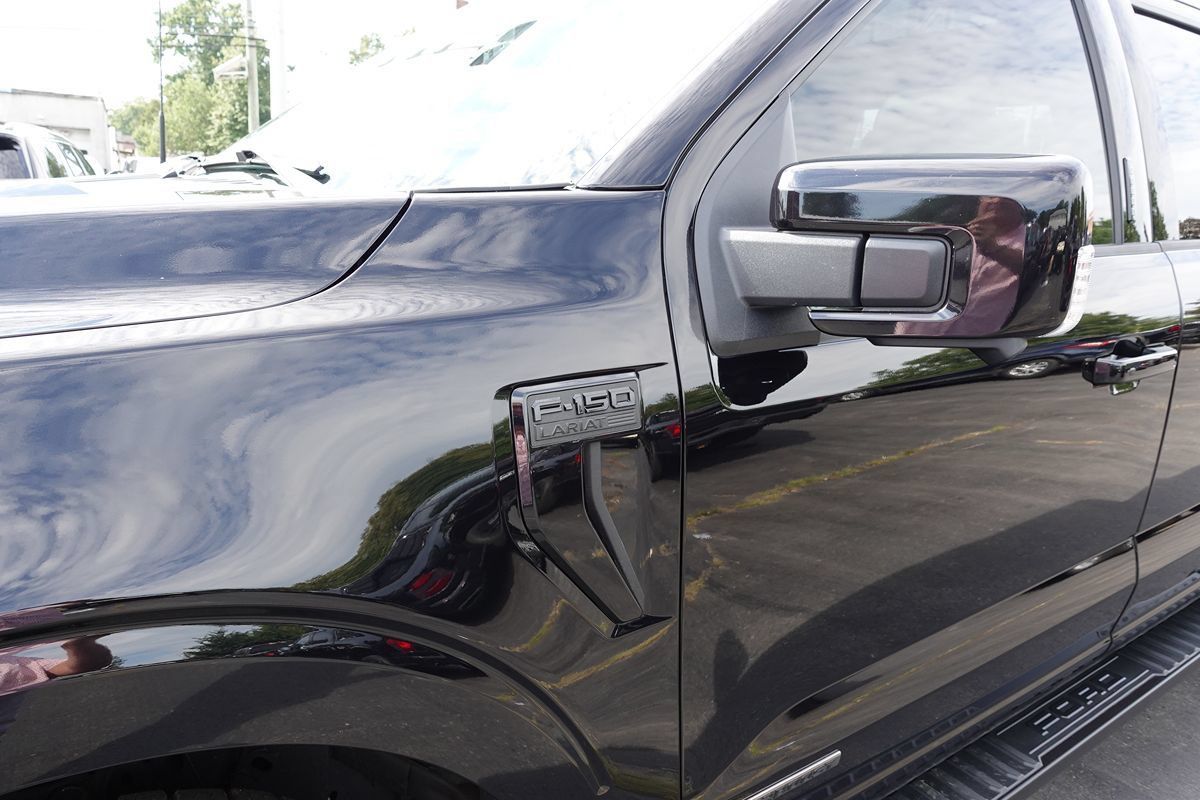 Used 2024 Ford F150 Lariat w/ Equipment Group 502A High AWD/4WD image 7