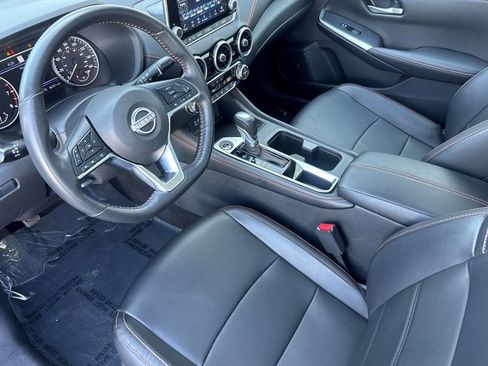 Used 2024 Nissan Sentra SR w/ SR Premium Package FWD image 9