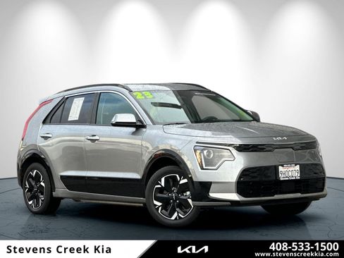 Used 2023 Kia Niro Wind w/ Wind Preserve Package image 1