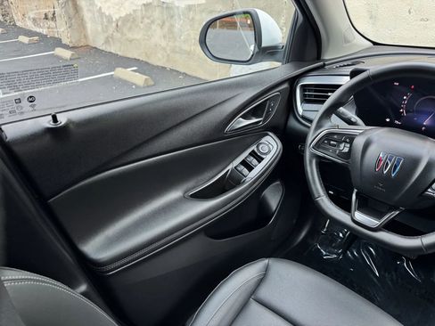 Used 2024 Buick Encore GX Sport Touring FWD image 26