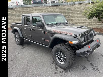 New 2025 Jeep Gladiator Mojave