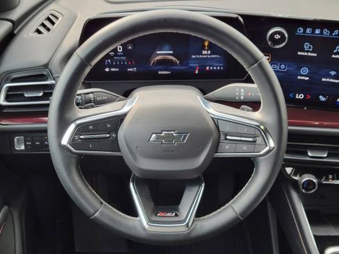 Used 2024 Chevrolet Traverse Z71 w/ LPO, Floor Liner Package AWD/4WD image 28