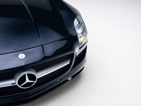 Used 2012 Mercedes-Benz SLS AMG image 7
