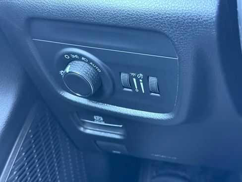 New 2025 Jeep Grand Cherokee L Laredo AWD/4WD image 31