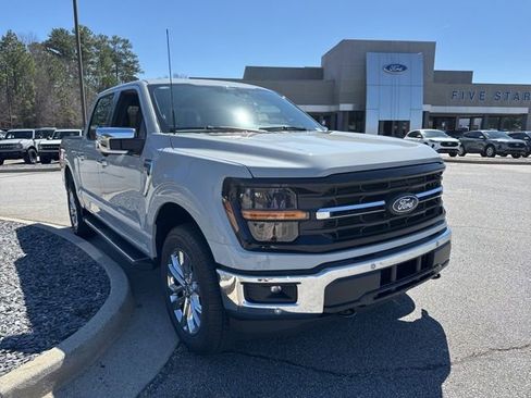 New 2026 Ford F150 XLT w/ Equipment Group 302A MID image 3