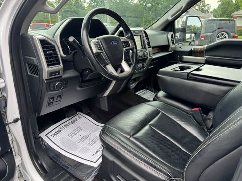 Used 2018 Ford F150 Lariat AWD/4WD image 11
