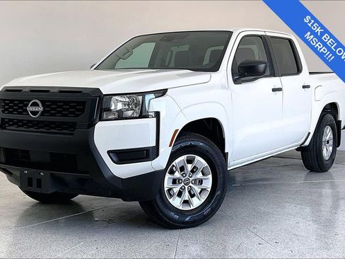 Used 2025 Nissan Frontier S image 16