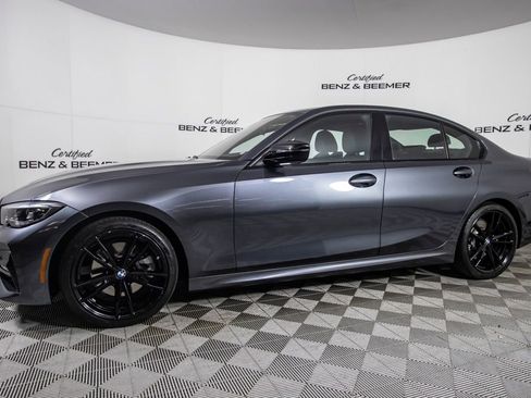 Used 2022 BMW 330i Sedan w/ M Sport Package image 10
