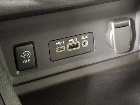 Used 2025 Nissan Sentra SV FWD image 23