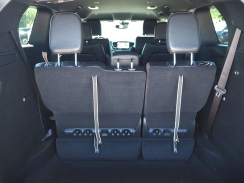 New 2025 Chrysler Voyager LX image 11