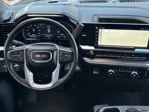 Used 2024 GMC Sierra 1500 SLT AWD/4WD image 14
