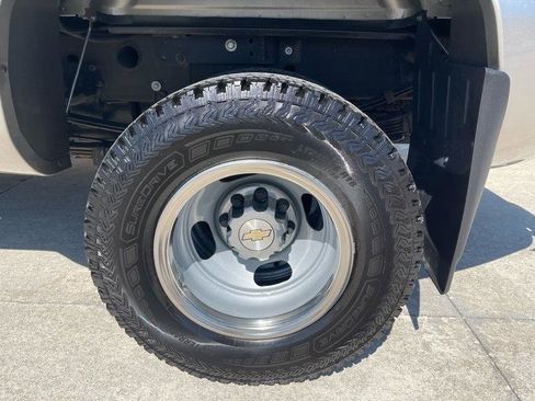 Used 2002 Chevrolet Silverado 3500 LS AWD/4WD image 17